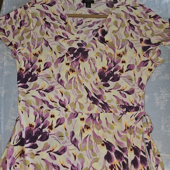 Halogen Floral Wrap Midi  Dress Size Large - Picture 7 of 8